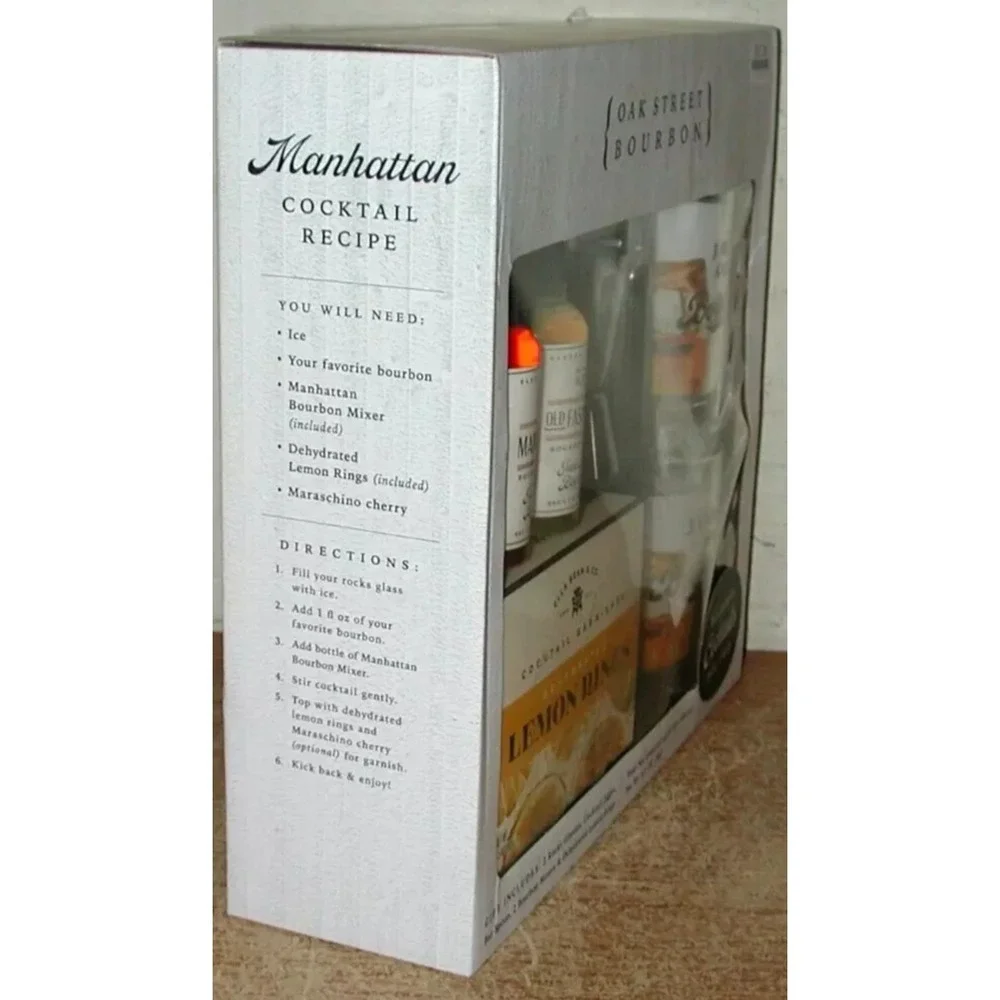 OAK STREET BOURBON COCKTAILS FOR TWO GIFT SET NEW includes Glasses, Jiggers, Mix